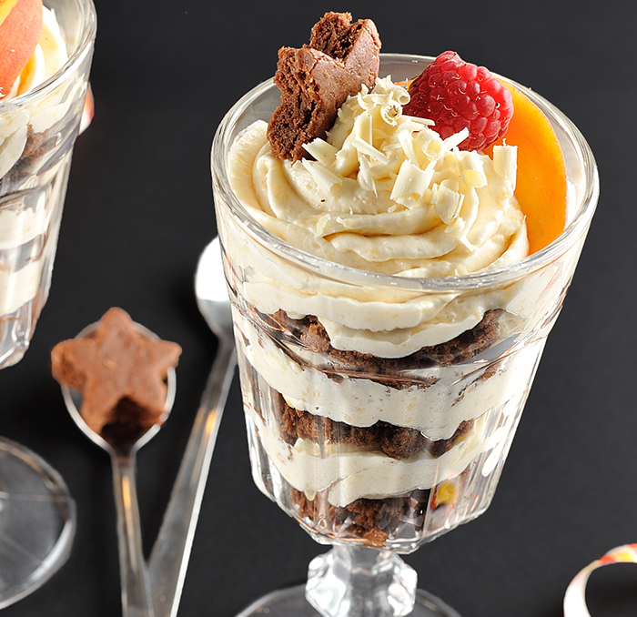 Peach-Chocolate-Cheesecake-Trifle-spot-700x678