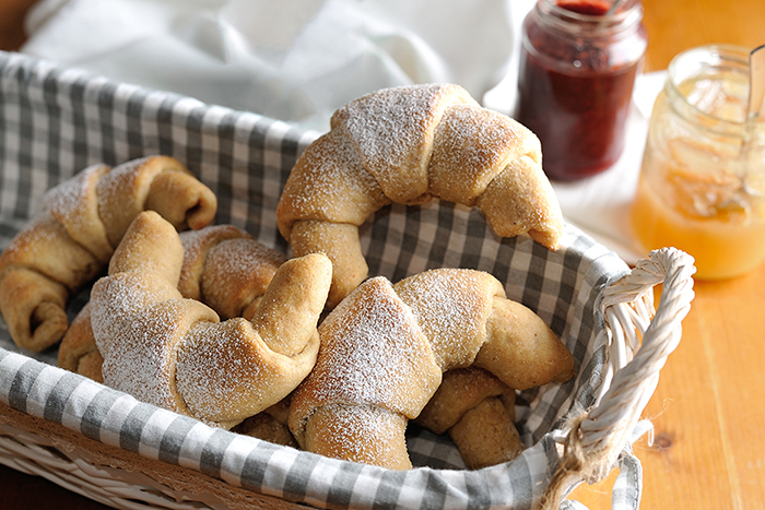 Frühstückskipferl mit Kamutmehl