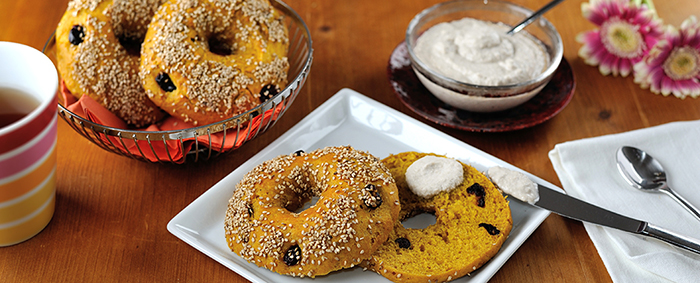 Süßkartoffel-Cranberry-Bagels-700x283