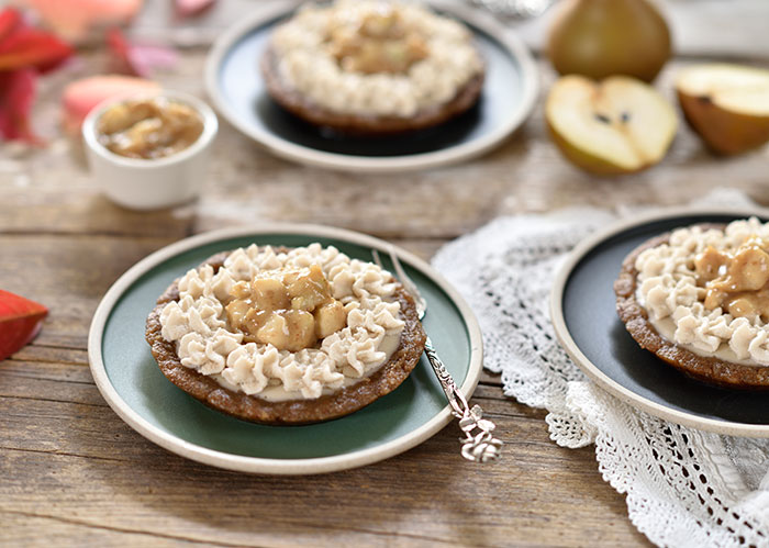 Rohe Birnen-Walnuss-Tartelettes