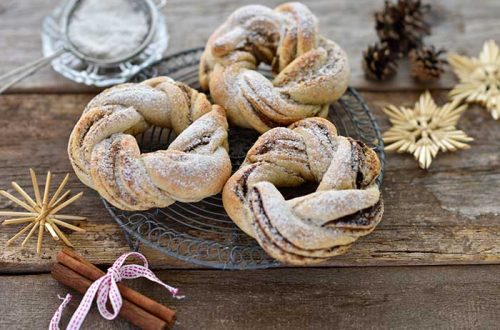 Zimtkränzchen mit Topfen-Haselnuss-Füllung